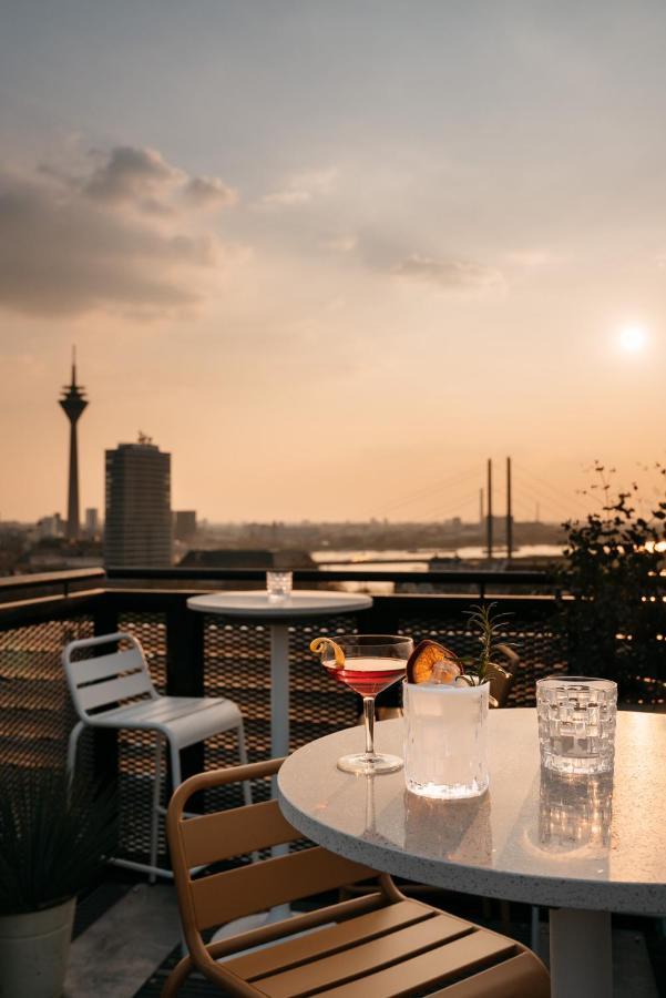 Ruby Luna Hotel Düsseldorf Extérieur photo